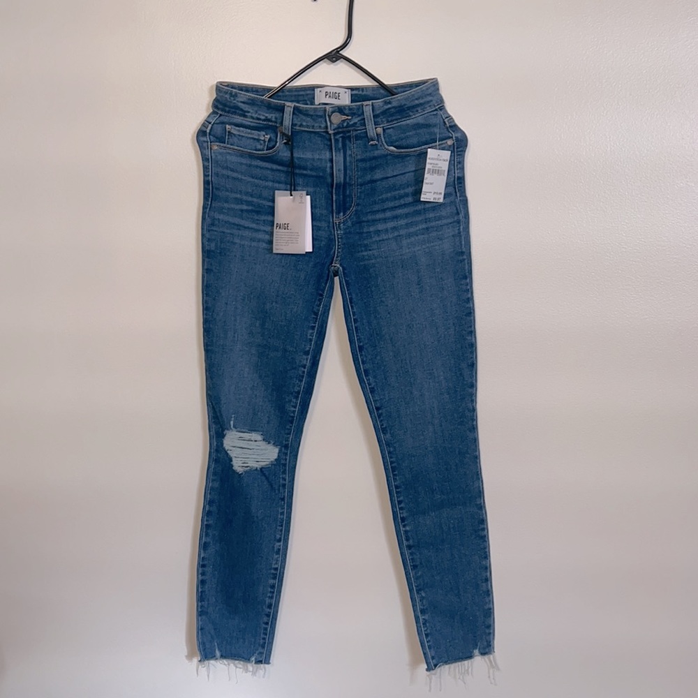 Paige | NWT - Hoxton Ankle Skinny Jeans (Distressed)